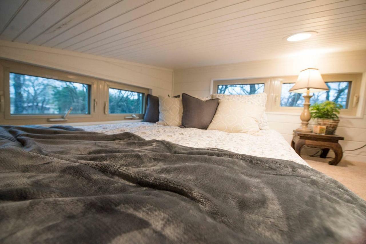 Montana Escape Elegant Tiny House In Waco Near Magnolia Βίλα Εξωτερικό φωτογραφία