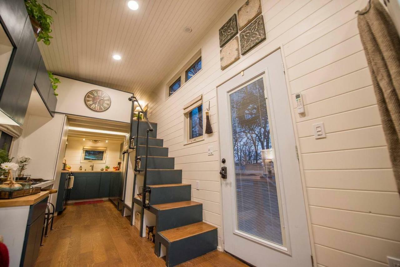 Montana Escape Elegant Tiny House In Waco Near Magnolia Βίλα Εξωτερικό φωτογραφία