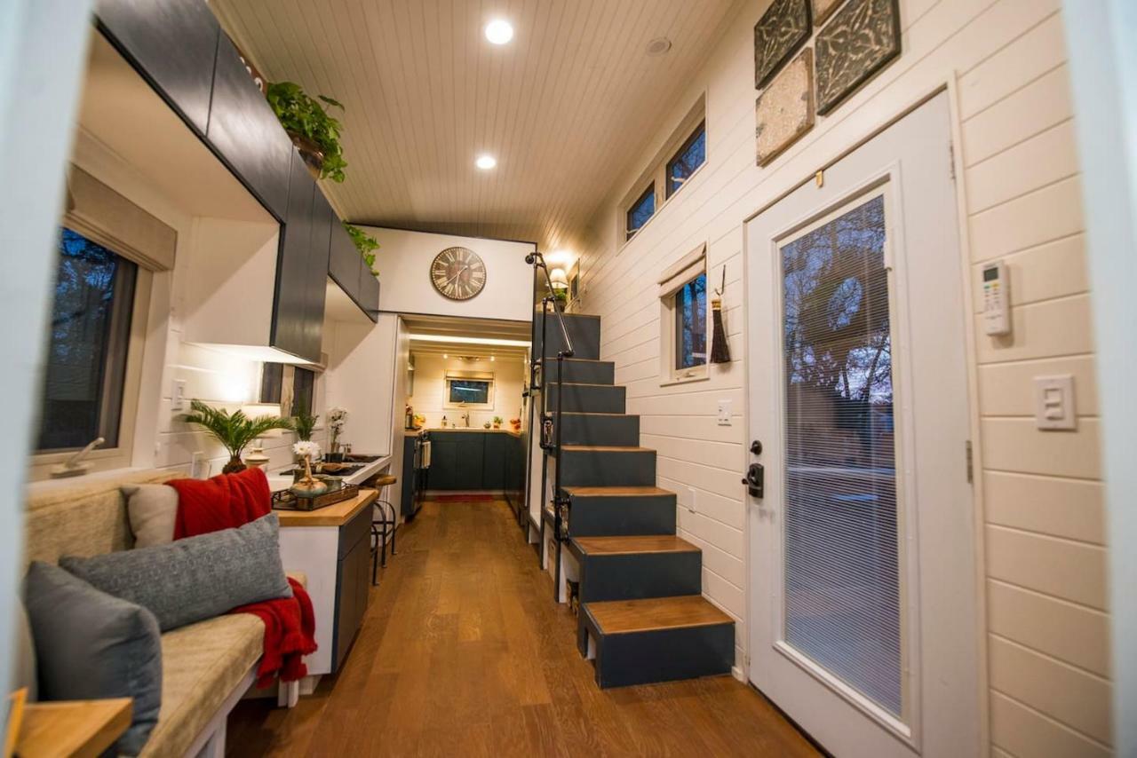 Montana Escape Elegant Tiny House In Waco Near Magnolia Βίλα Εξωτερικό φωτογραφία