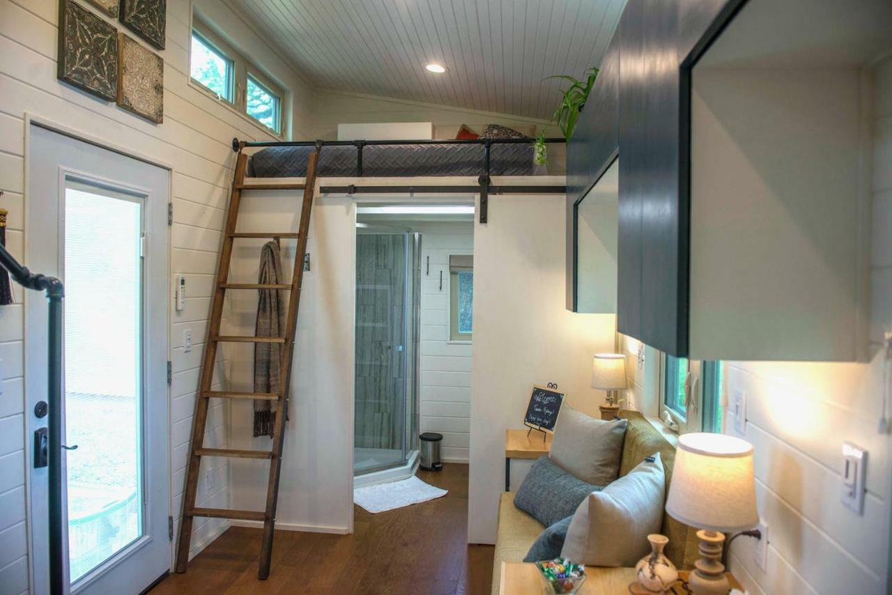 Montana Escape Elegant Tiny House In Waco Near Magnolia Βίλα Εξωτερικό φωτογραφία